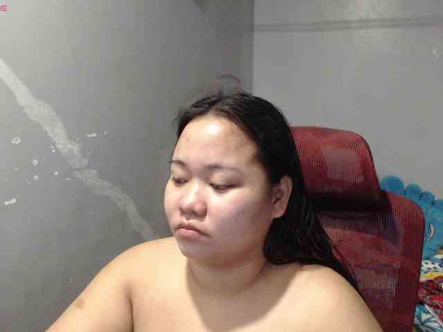 BubbleButtPinay webcam