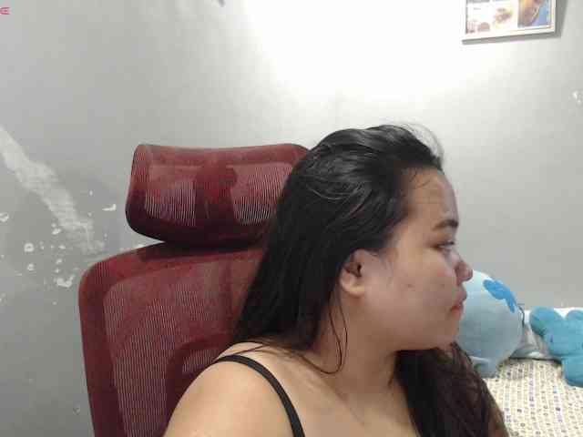 BubbleButtPinay webcam