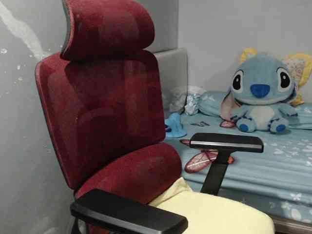 BubbleButtPinay webcam