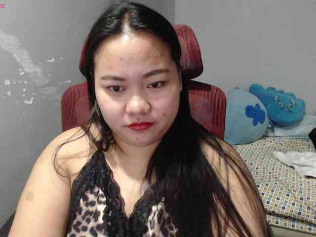 BubbleButtPinay webcam