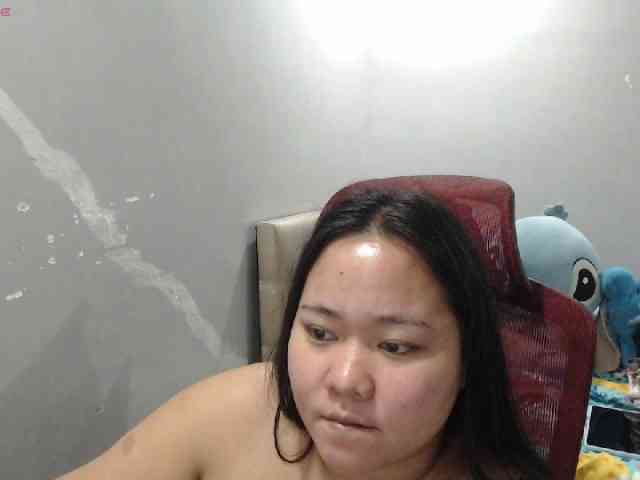 BubbleButtPinay webcam