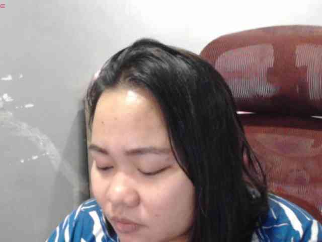 BubbleButtPinay webcam