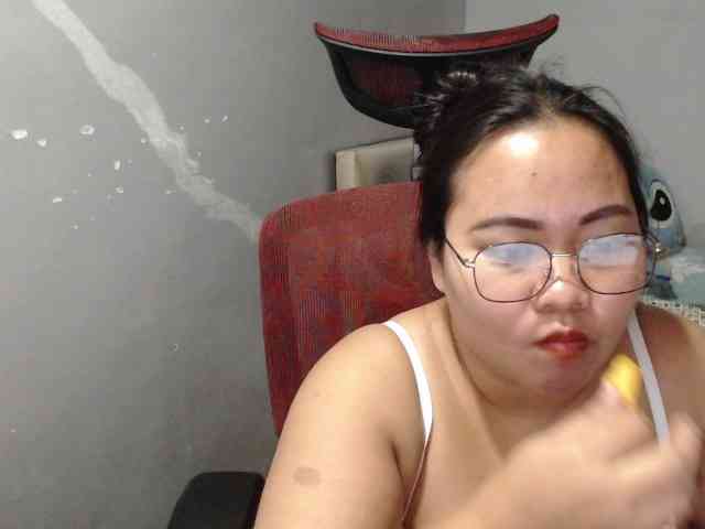 BubbleButtPinay webcam