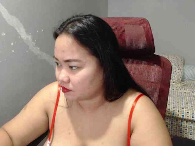 BubbleButtPinay webcam