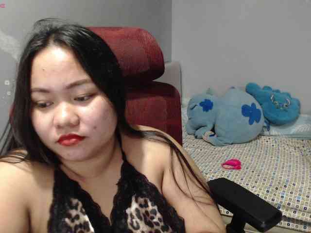 BubbleButtPinay webcam