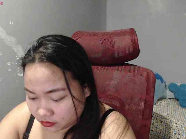 BubbleButtPinay webcam