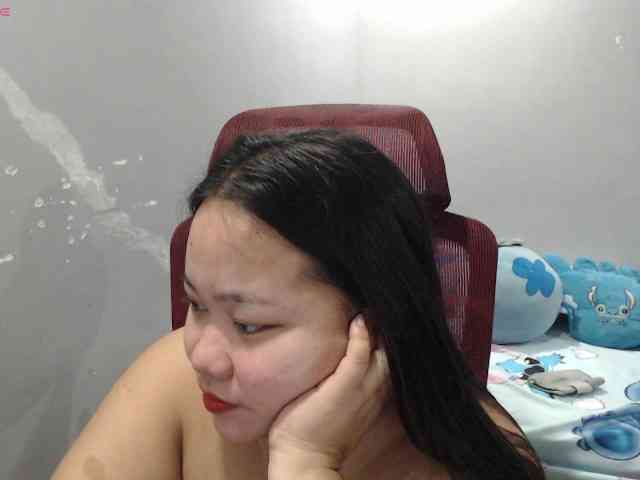 BubbleButtPinay webcam