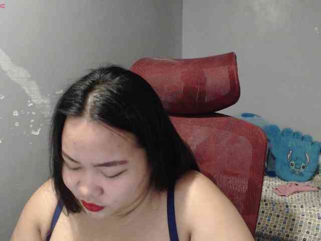 BubbleButtPinay webcam