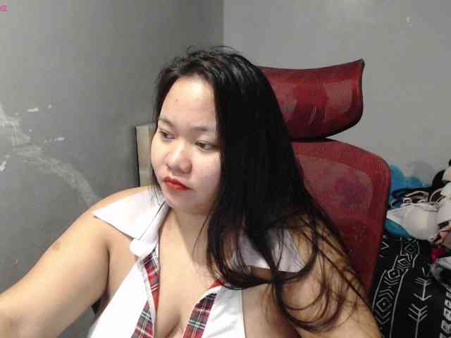 BubbleButtPinay webcam