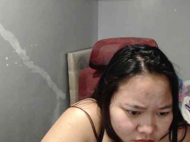 BubbleButtPinay webcam
