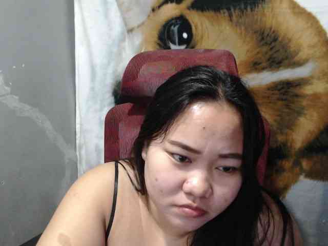 BubbleButtPinay webcam