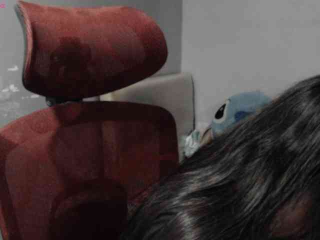 BubbleButtPinay webcam