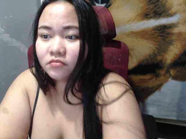 BubbleButtPinay webcam