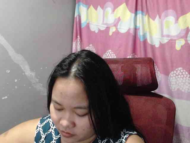 BubbleButtPinay webcam