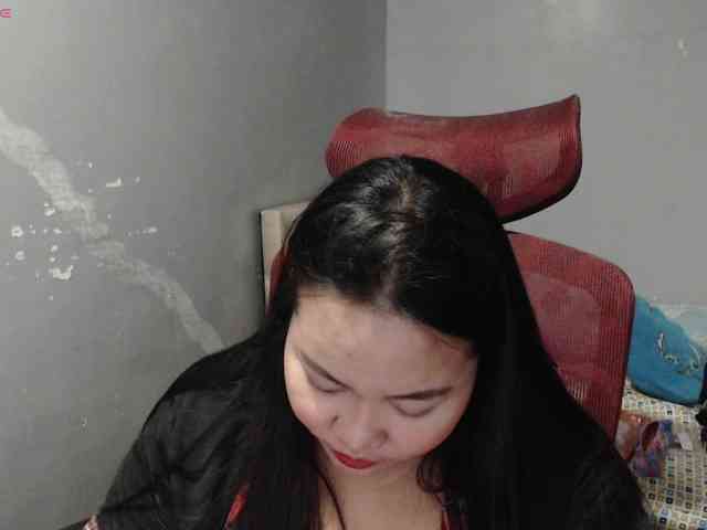 BubbleButtPinay webcam