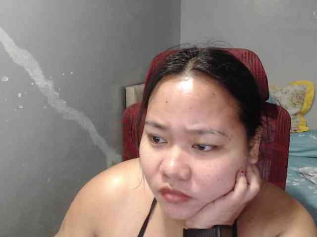 BubbleButtPinay webcam