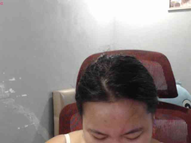 BubbleButtPinay webcam