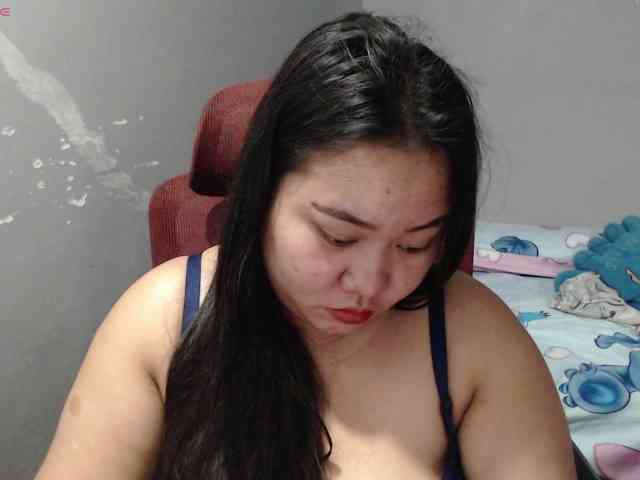 BubbleButtPinay webcam