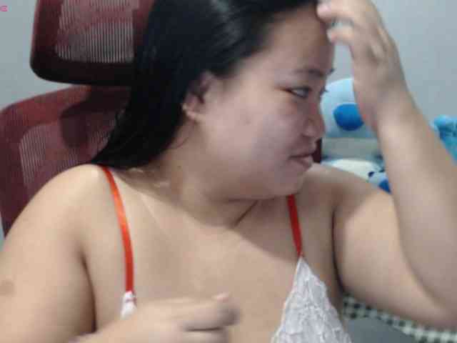 BubbleButtPinay webcam