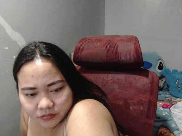 BubbleButtPinay webcam