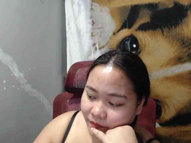 BubbleButtPinay webcam