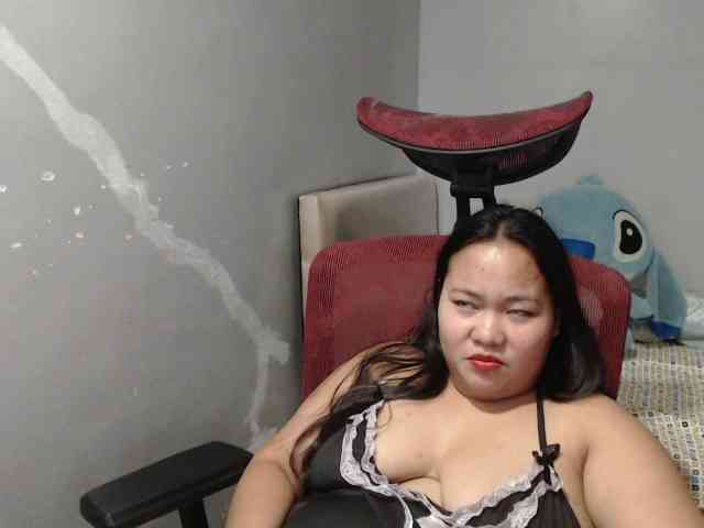 BubbleButtPinay webcam