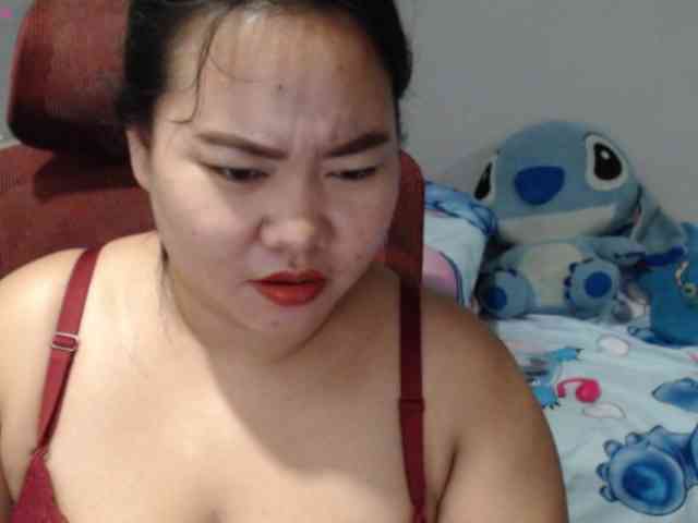 BubbleButtPinay webcam