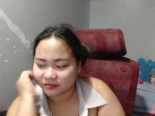 BubbleButtPinay webcam