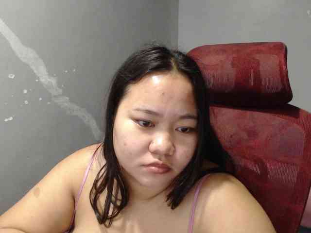 BubbleButtPinay webcam