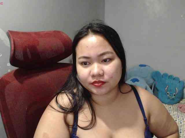 BubbleButtPinay webcam