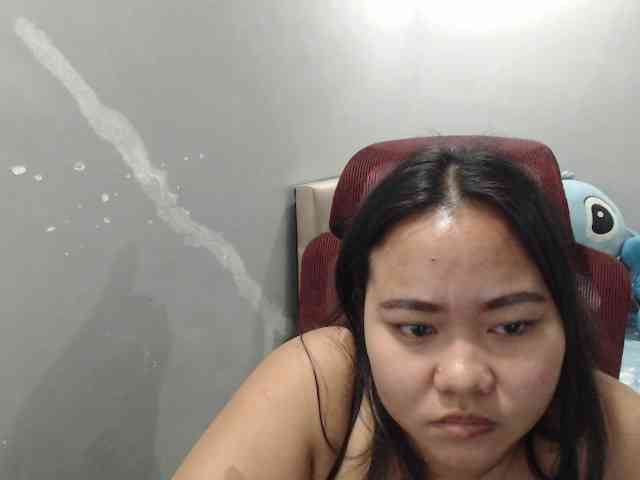 BubbleButtPinay webcam