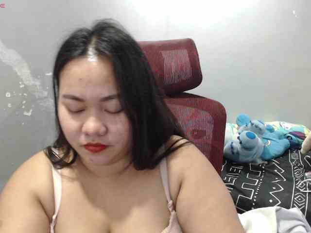 BubbleButtPinay webcam