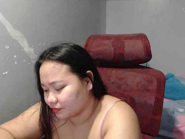 BubbleButtPinay webcam