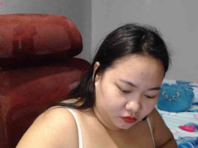 BubbleButtPinay webcam
