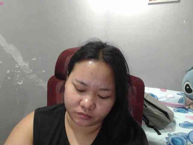 BubbleButtPinay webcam
