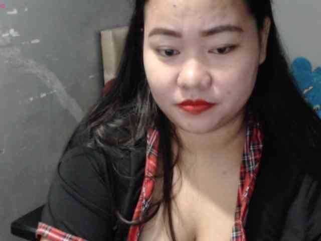 BubbleButtPinay webcam