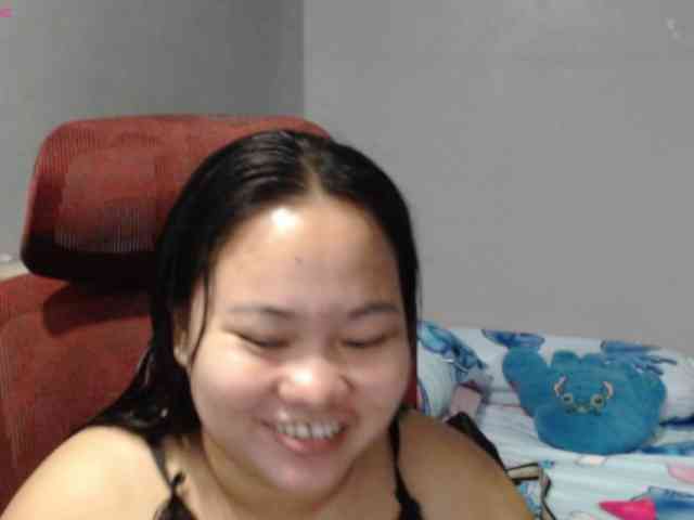 BubbleButtPinay webcam
