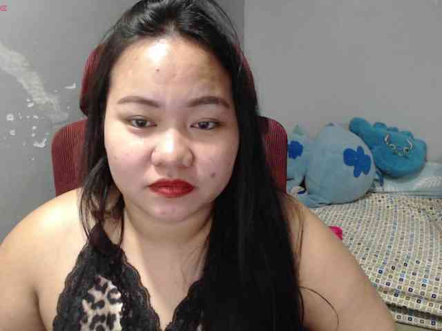 BubbleButtPinay webcam