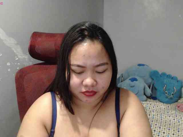 BubbleButtPinay webcam