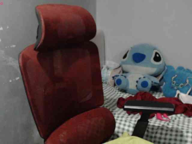 BubbleButtPinay webcam