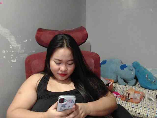 BubbleButtPinay webcam