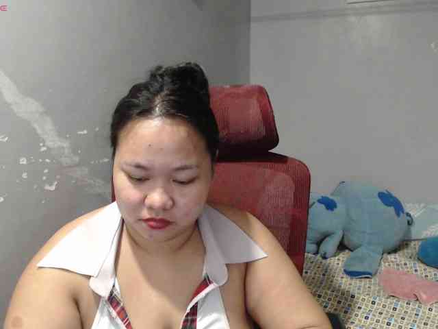 BubbleButtPinay webcam