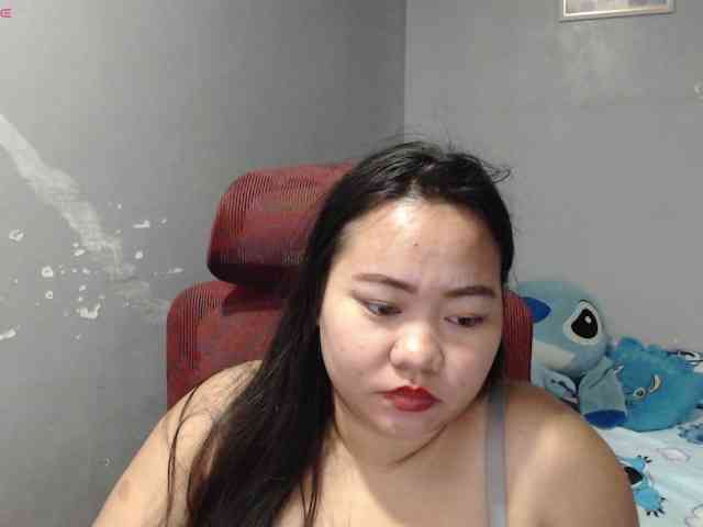BubbleButtPinay webcam