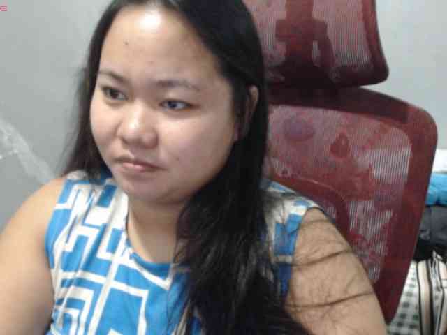 BubbleButtPinay webcam