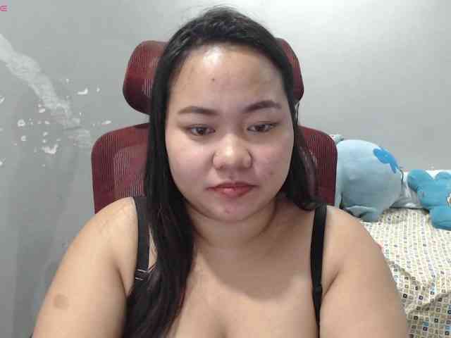 BubbleButtPinay webcam