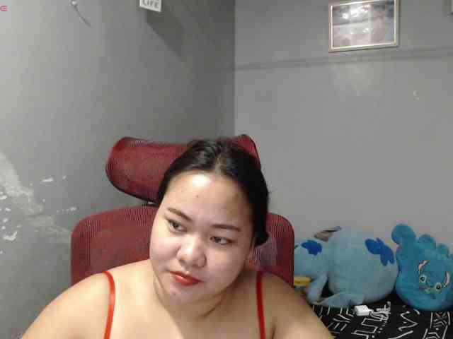 BubbleButtPinay webcam