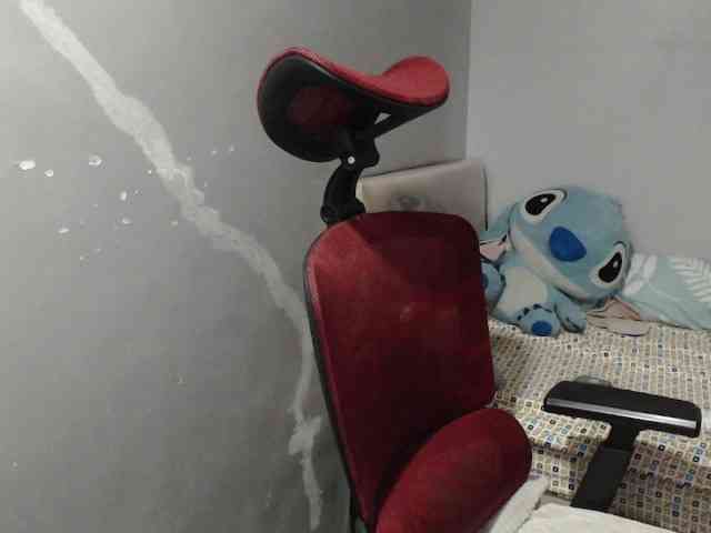 BubbleButtPinay webcam