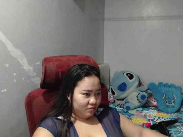 BubbleButtPinay webcam