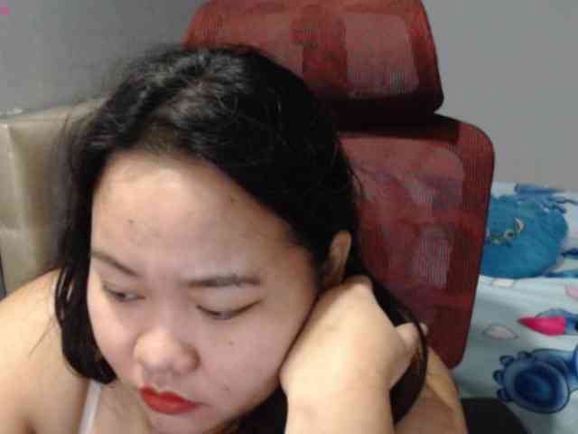 BubbleButtPinay webcam