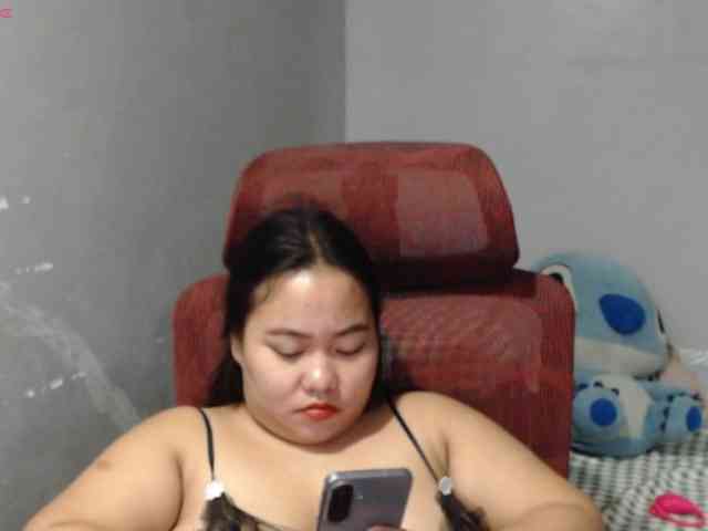 BubbleButtPinay webcam